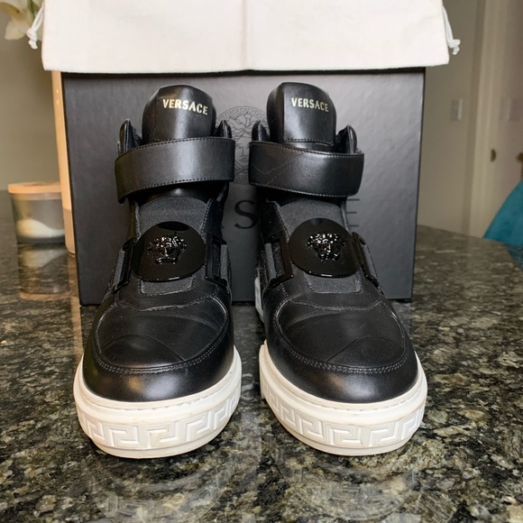 Versace High Top Black Medusa- Black - 37 - Picture 2 of 10